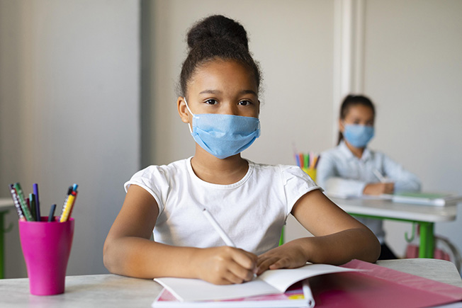 O Estado de Emergência não está a ser cumprido nas Escolas da Rede Pública